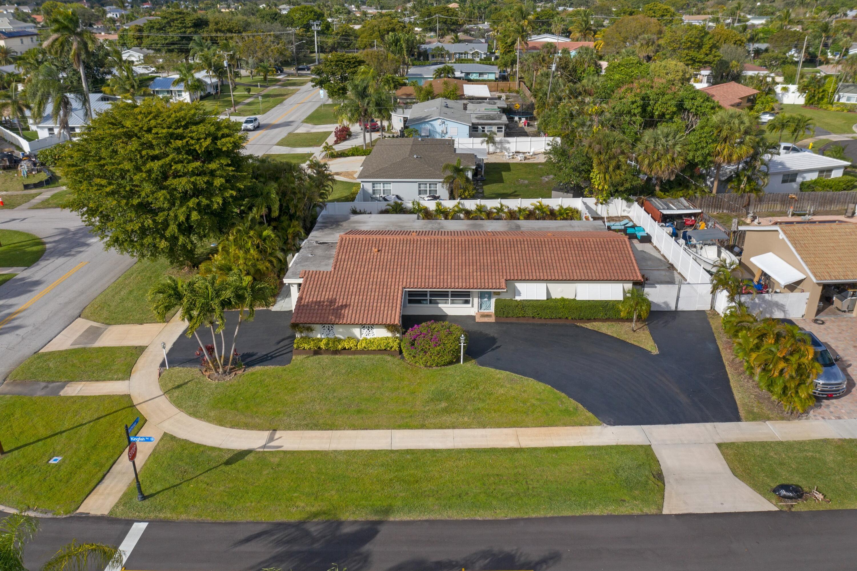 541 Kingfish Road North Palm Beach, FL 33408 - Photo 28 of 32 Home Aerials