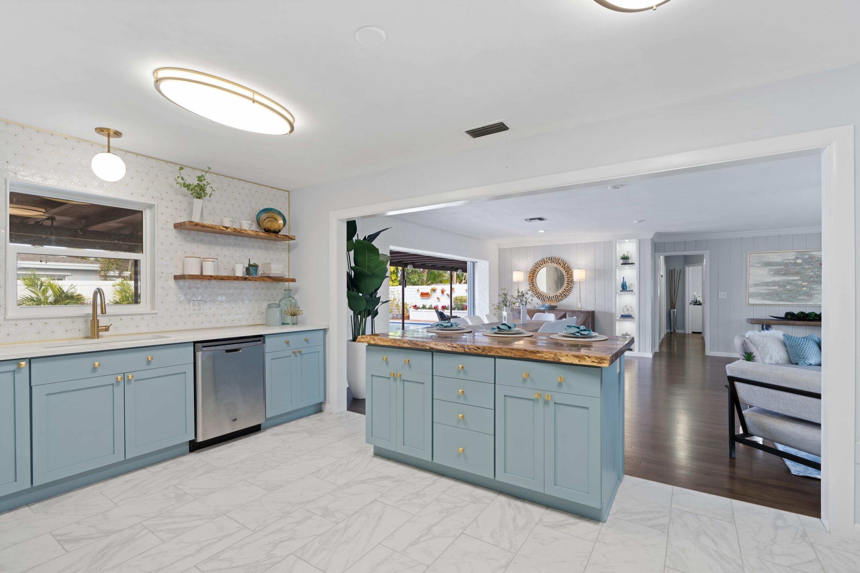 541 Kingfish Road North Palm Beach, FL 33408 - Photo 10 of 32 Kitchen