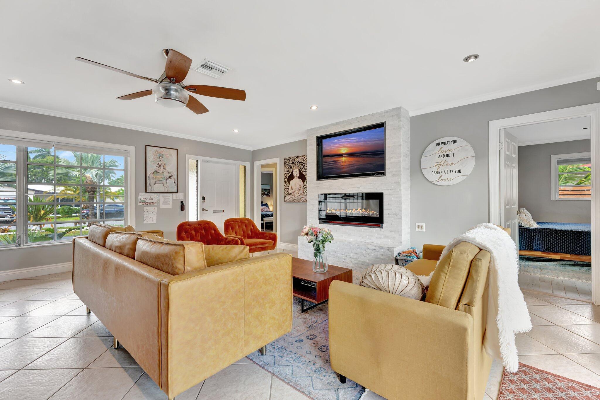 5820 Northeast 14th Road Fort Lauderdale, FL 33334 - Photo 17 of 57 15-web-or-mls-DSC07606