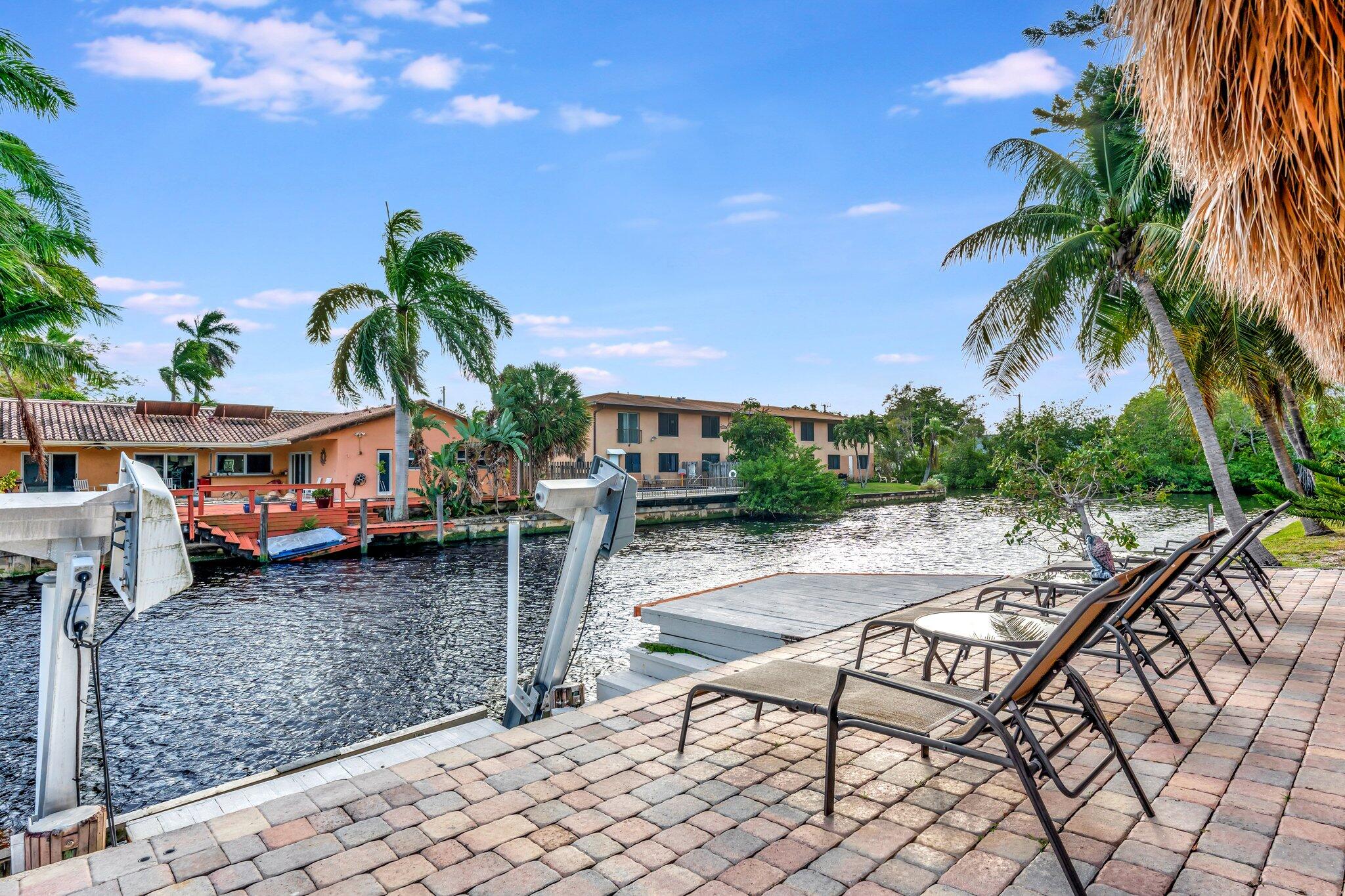 5820 Northeast 14th Road Fort Lauderdale, FL 33334 - Photo 40 of 57 40-web-or-mls-DSC07658