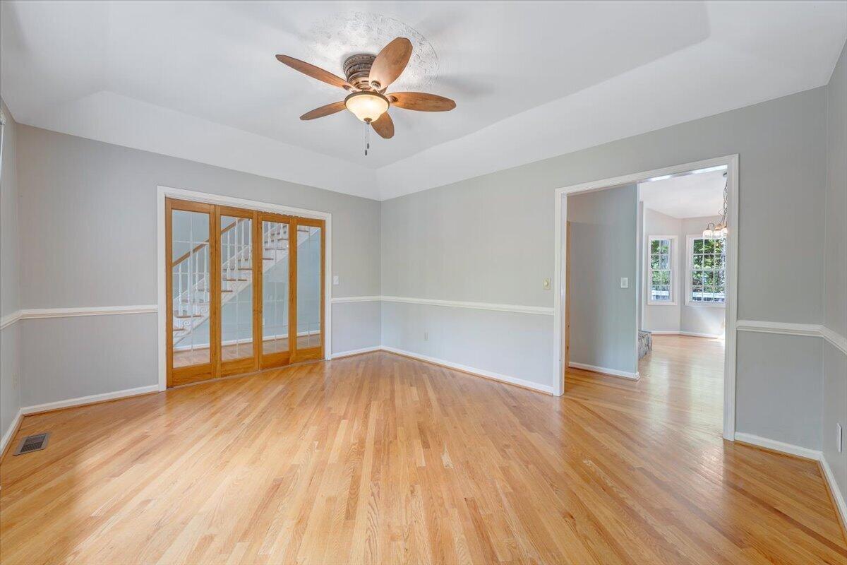 4620 Carvins Cove Road Salem, VA 24153 - Photo 9 of 99 009-MIB08448
