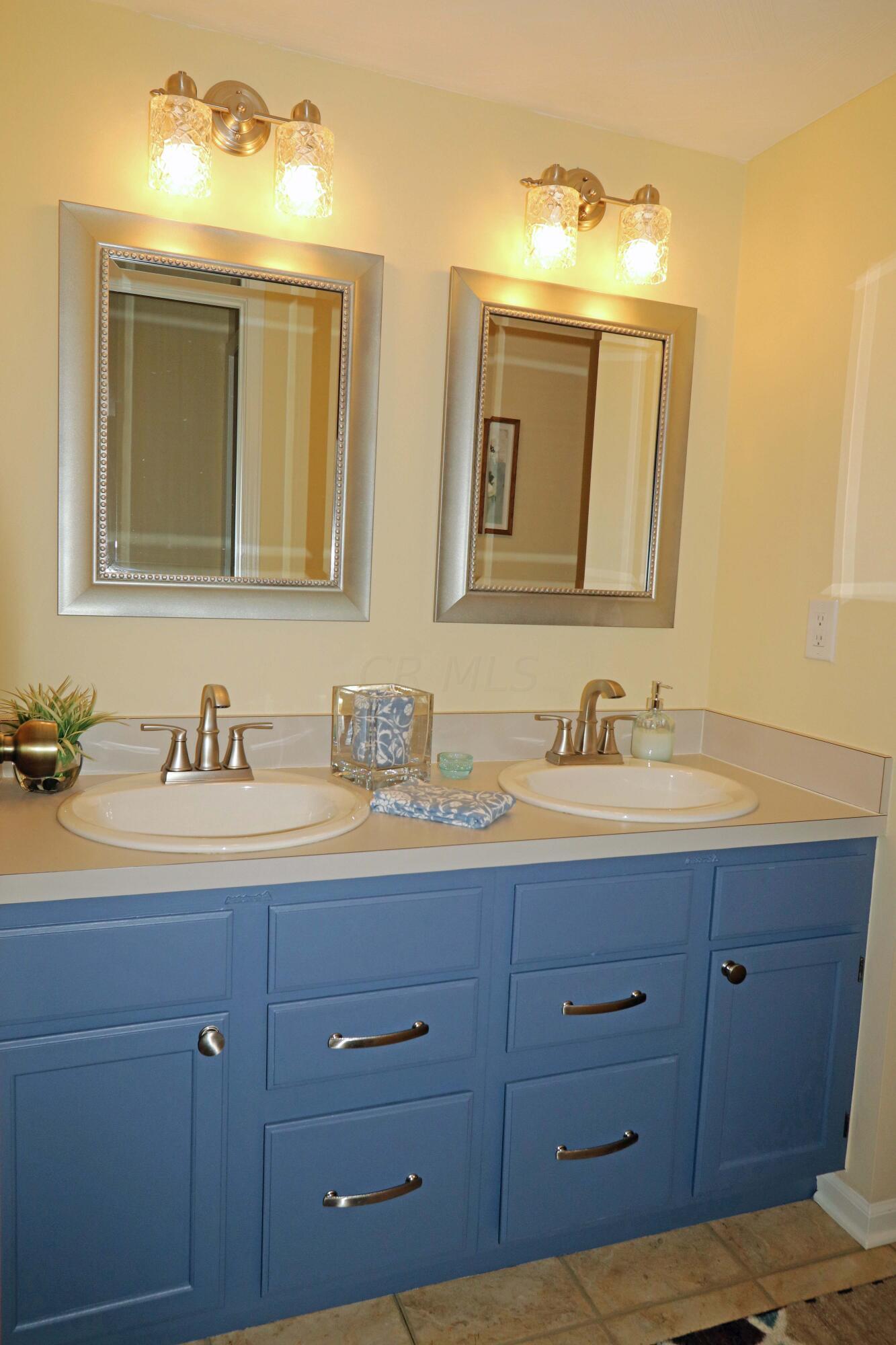 3913 Antrim Road Columbus, OH 43221 - Photo 23 of 53 IMG_0847_edited-1