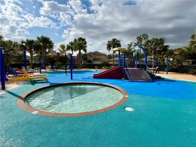 $570,000 | 10327 Carolina Willow Drive, Fort Myers, FL 33913