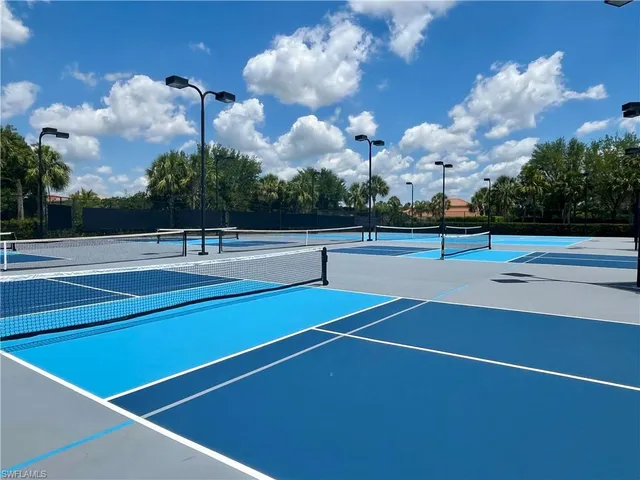 $570,000 | 10327 Carolina Willow Drive, Fort Myers, FL 33913