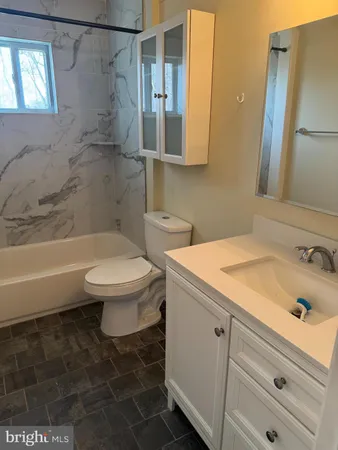 $2,500 | 422 Kansas Road, Warrington, PA 18976