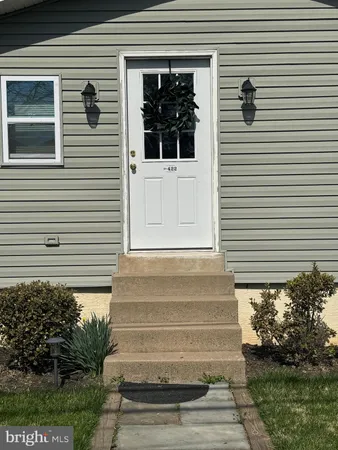 $2,500 | 422 Kansas Road, Warrington, PA 18976