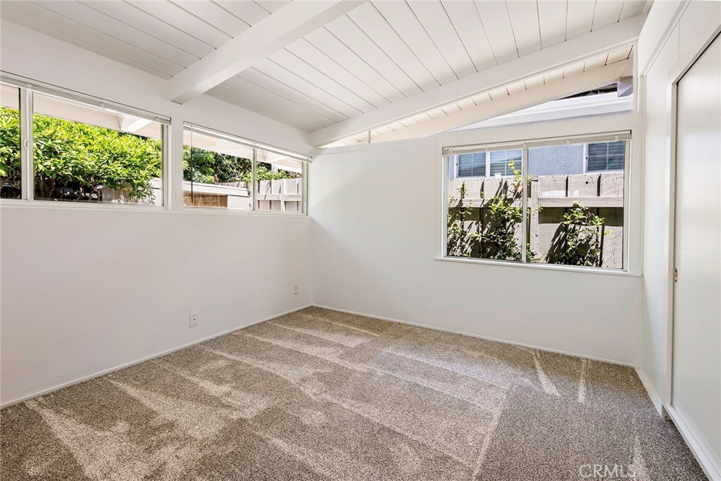 3357 Roxanne Avenue Long Beach, CA 90808 - Photo 38 of 52