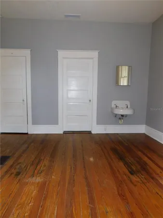 $1,675 | 541 Northeast 11th Street, Gainesville, FL 32601