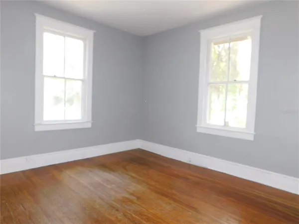 $1,675 | 541 Northeast 11th Street, Gainesville, FL 32601