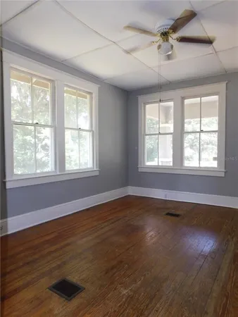 $1,675 | 541 Northeast 11th Street, Gainesville, FL 32601