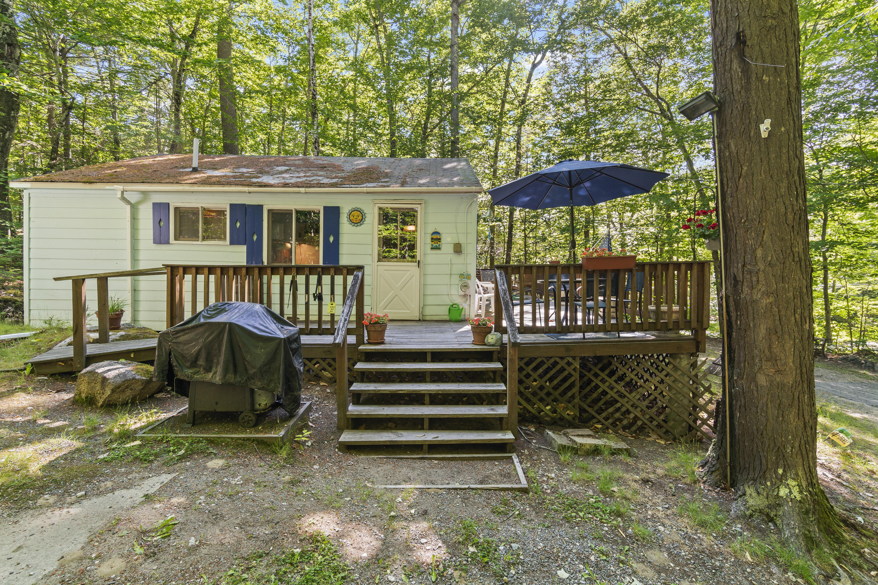 78 Sunset Road Standish, ME 04084 - Photo 5 of 47 899 Sunset Road_104
