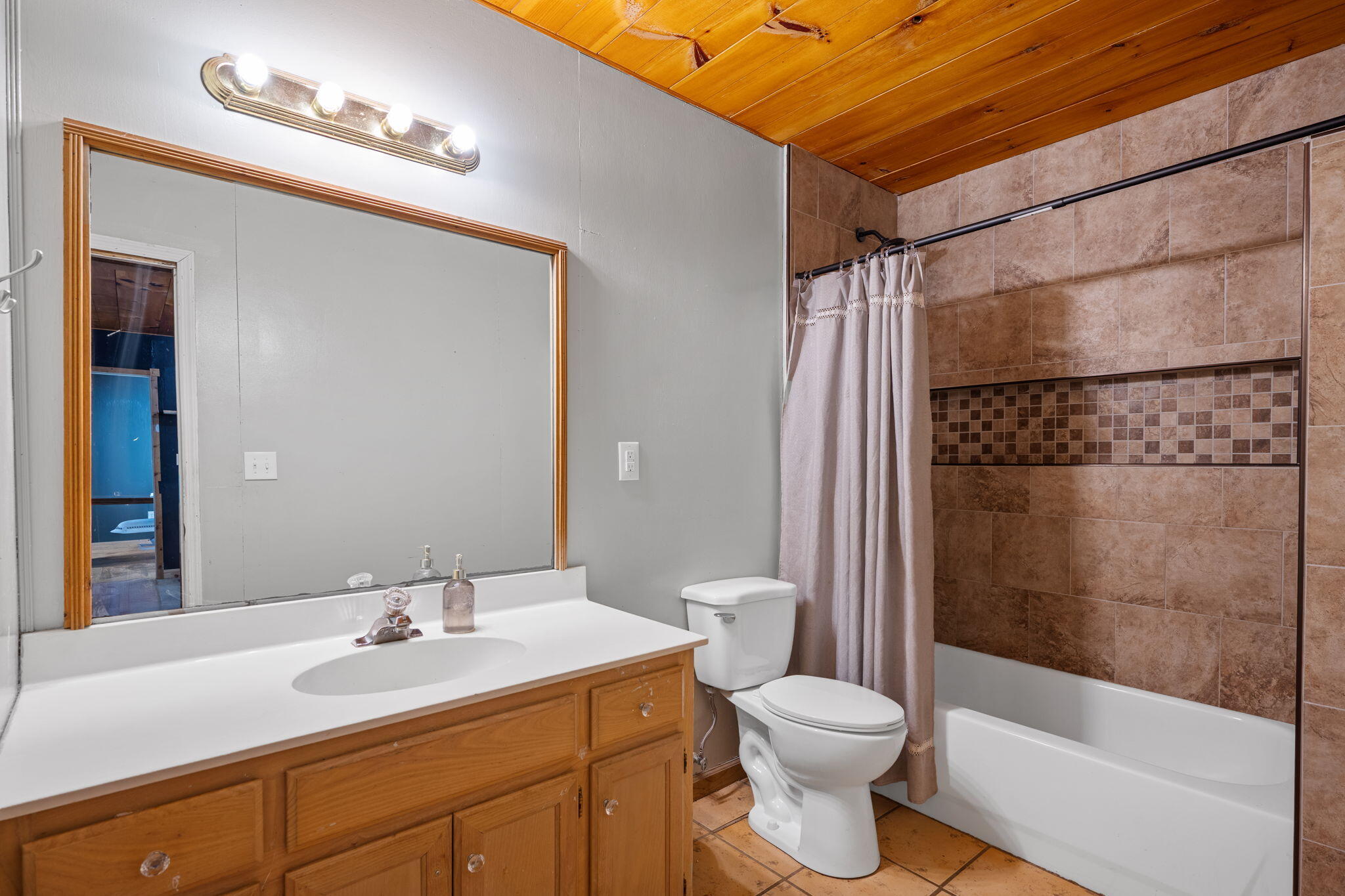 146 County Road 677 Riceville, TN 37370 - Photo 5 of 29 5-web-or-mls-DSC_7603