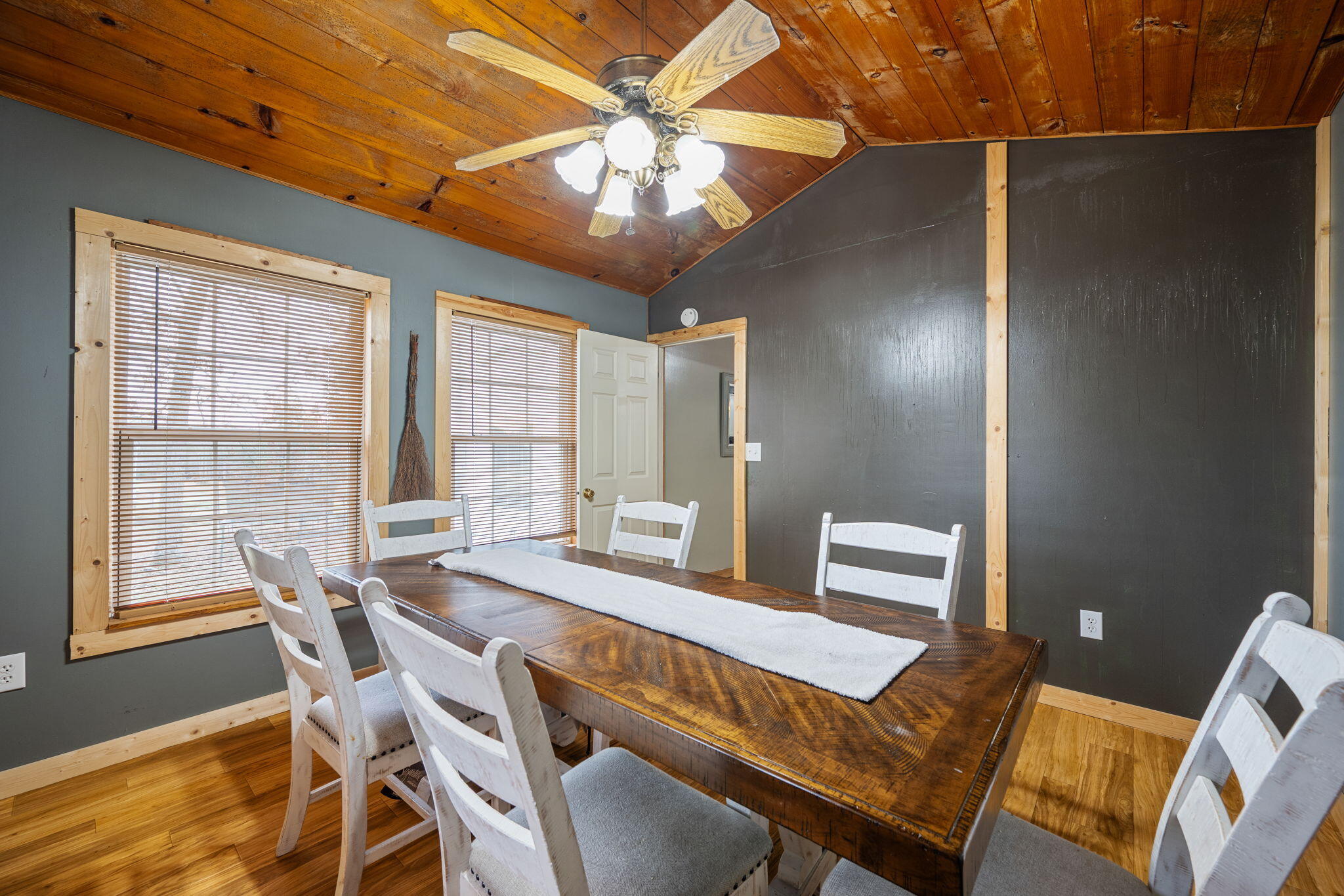 146 County Road 677 Riceville, TN 37370 - Photo 6 of 29 6-web-or-mls-DSC_7606