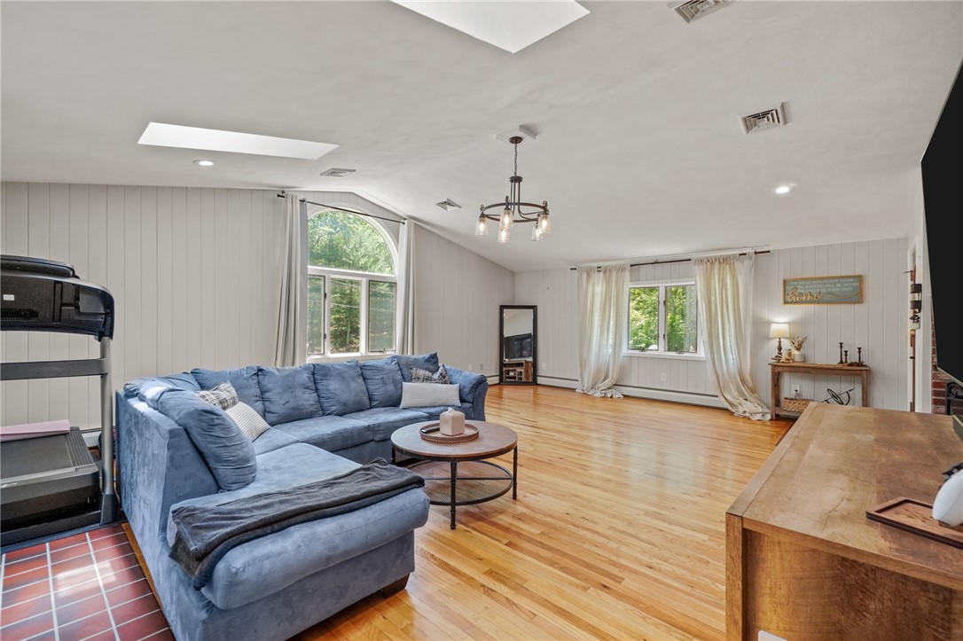 42 Ledge Road Coventry, RI 02816 - Photo 12 of 32