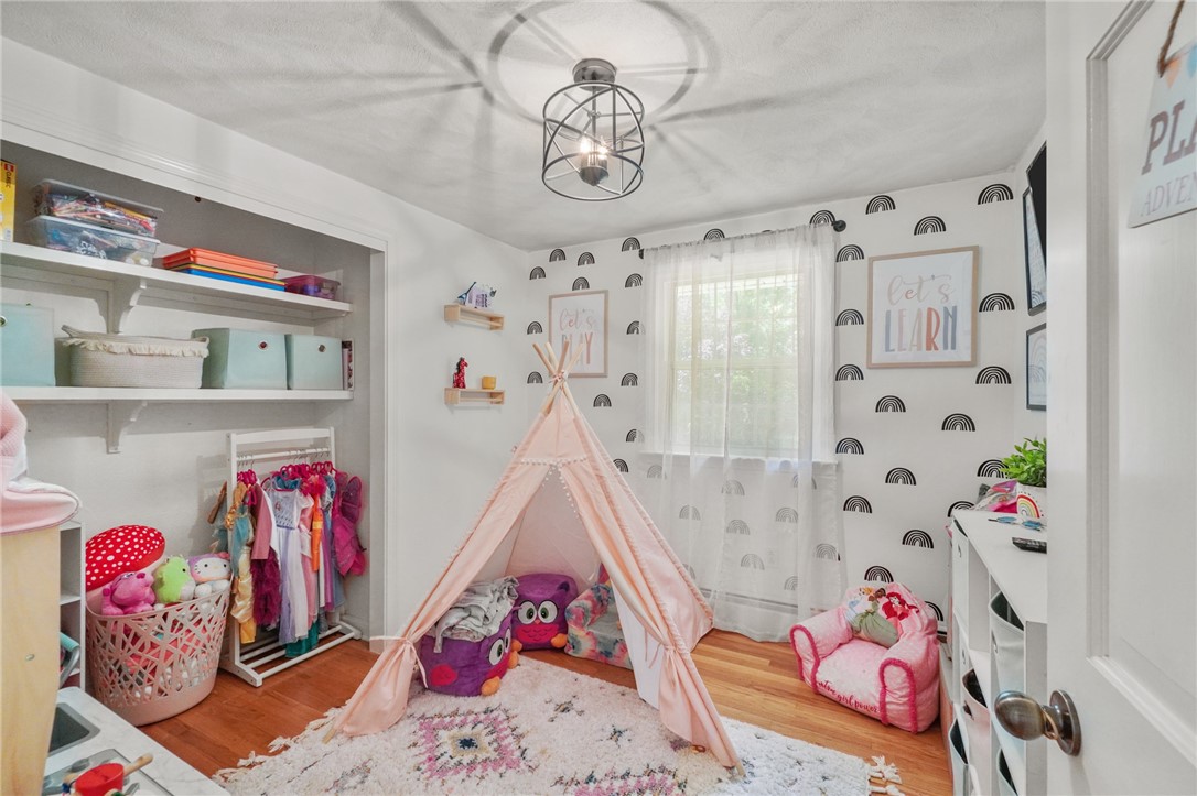 42 Ledge Road Coventry, RI 02816 - Photo 20 of 32