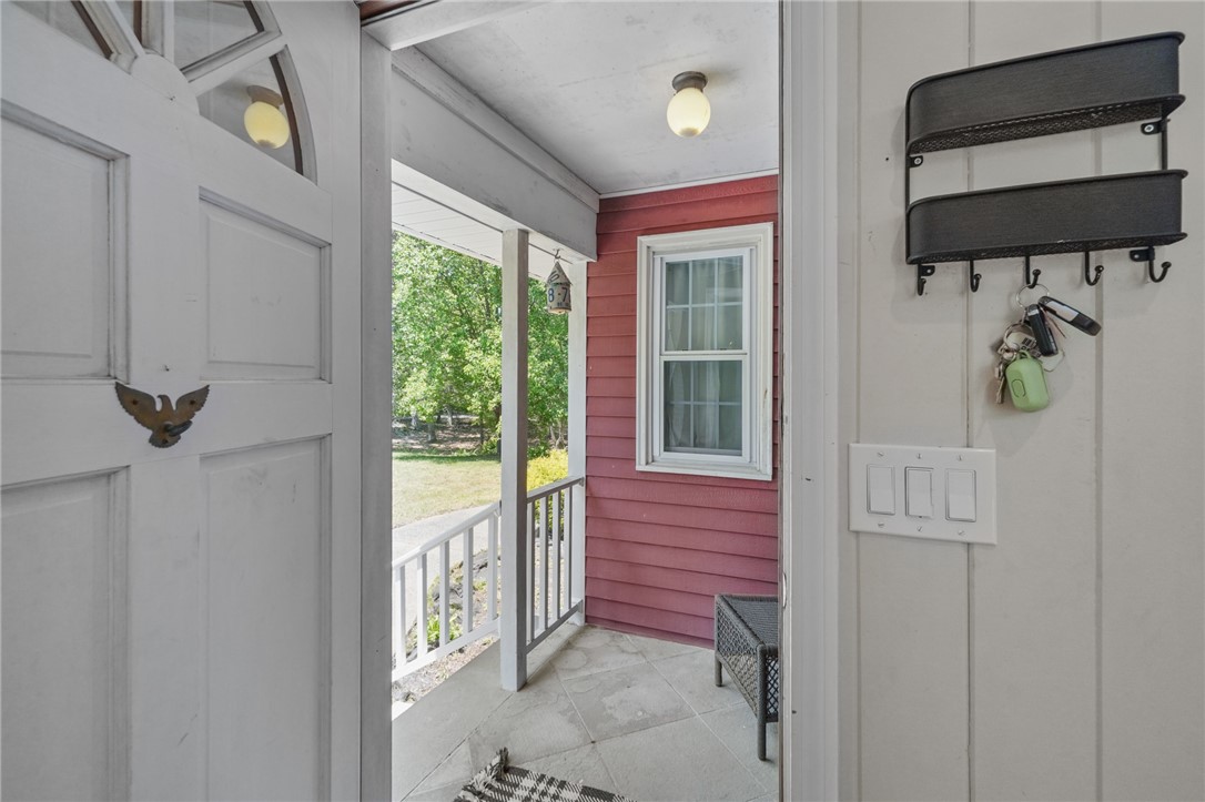 42 Ledge Road Coventry, RI 02816 - Photo 7 of 32