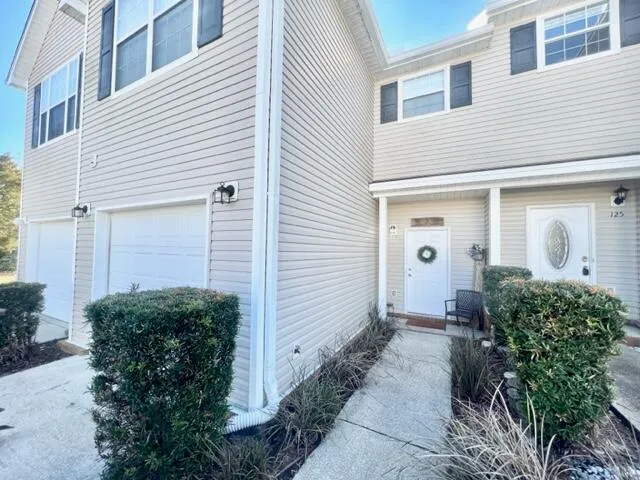 $1,950 | 123 Farrah Avenue, Unit 123, Niceville, FL 32578