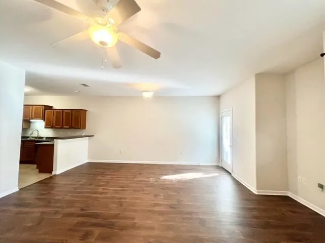 $1,950 | 123 Farrah Avenue, Unit 123, Niceville, FL 32578