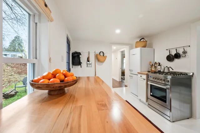 $250,000 | 180 Beacon Street, Littleton, NH 03561