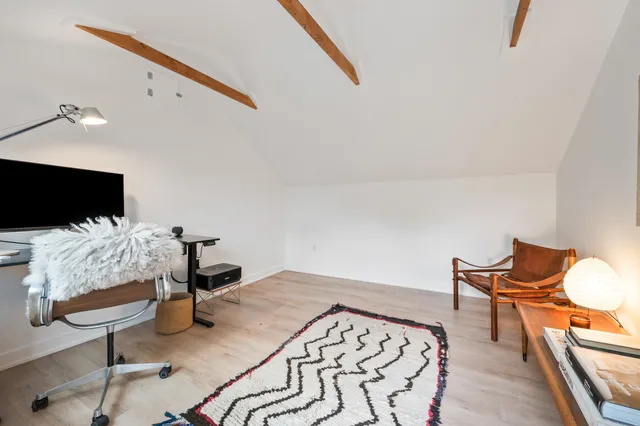 $250,000 | 180 Beacon Street, Littleton, NH 03561