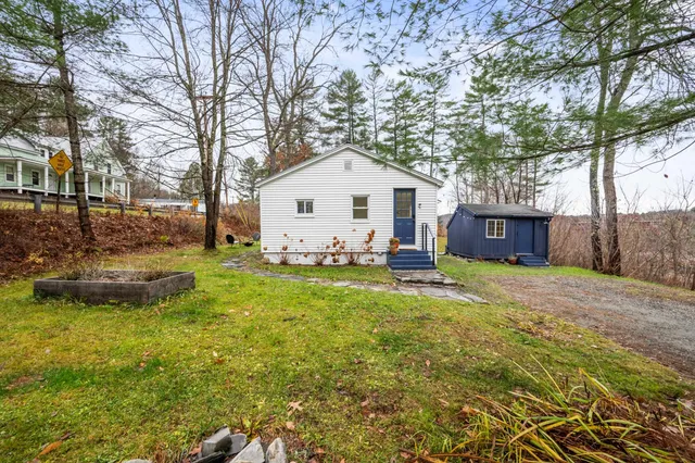 $250,000 | 180 Beacon Street, Littleton, NH 03561