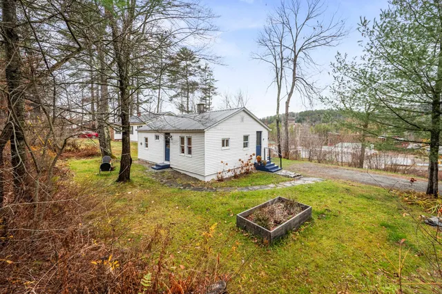 $250,000 | 180 Beacon Street, Littleton, NH 03561