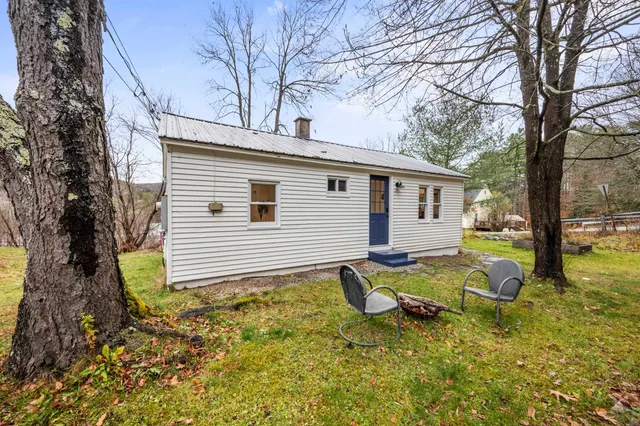 $250,000 | 180 Beacon Street, Littleton, NH 03561