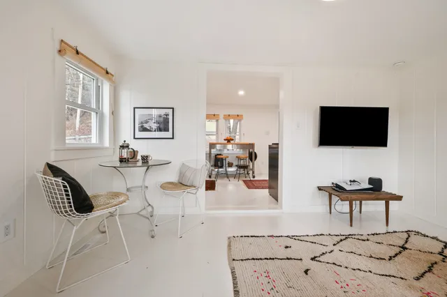 $250,000 | 180 Beacon Street, Littleton, NH 03561