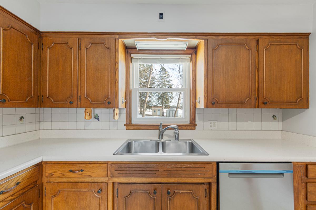 1305 4th Street Southwest Austin, MN 55912 - Photo 14 of 30