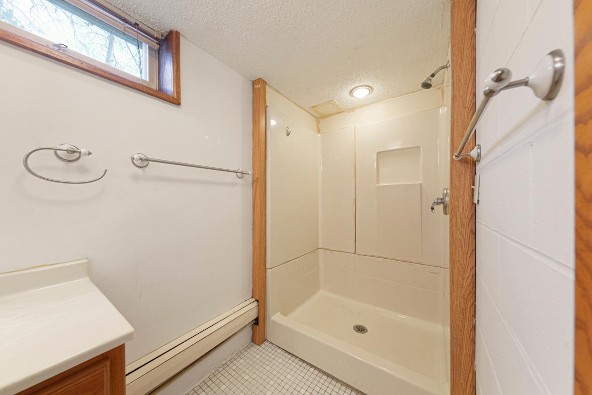 1305 4th Street Southwest Austin, MN 55912 - Photo 25 of 30