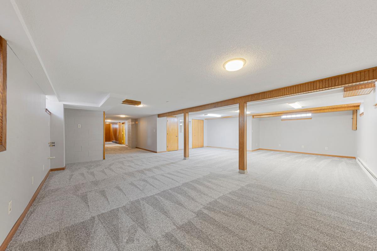 1305 4th Street Southwest Austin, MN 55912 - Photo 28 of 30