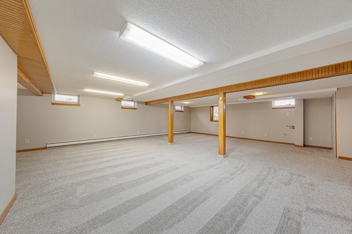 1305 4th Street Southwest Austin, MN 55912 - Photo 29 of 30