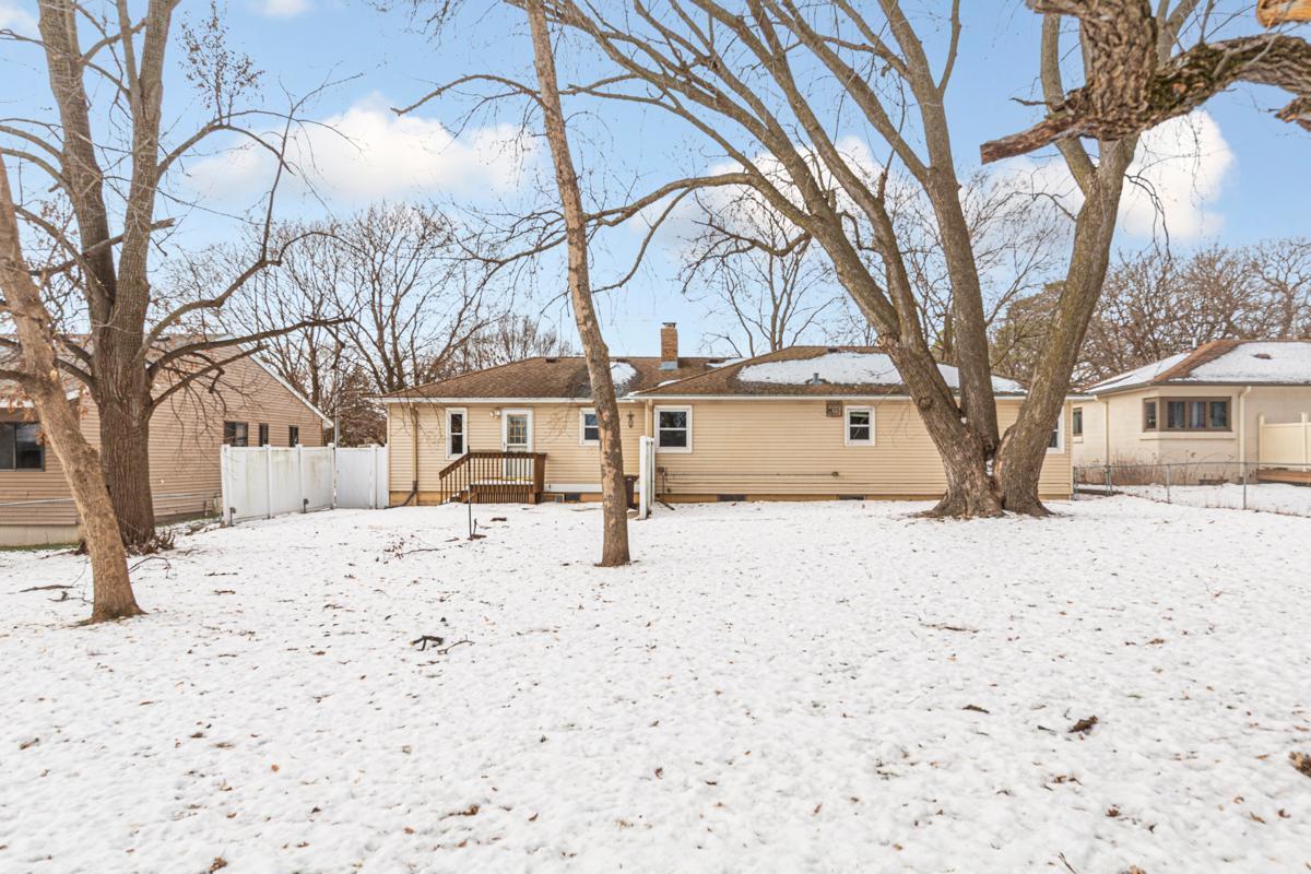 1305 4th Street Southwest Austin, MN 55912 - Photo 4 of 30