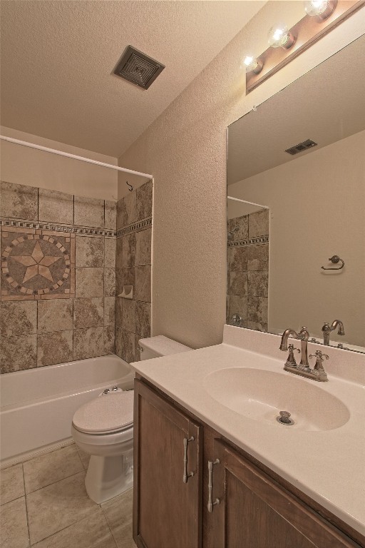 3112 Clinton Place Round Rock, TX 78665 - Photo 27 of 36 a bathroom with a sink a toilet and shower