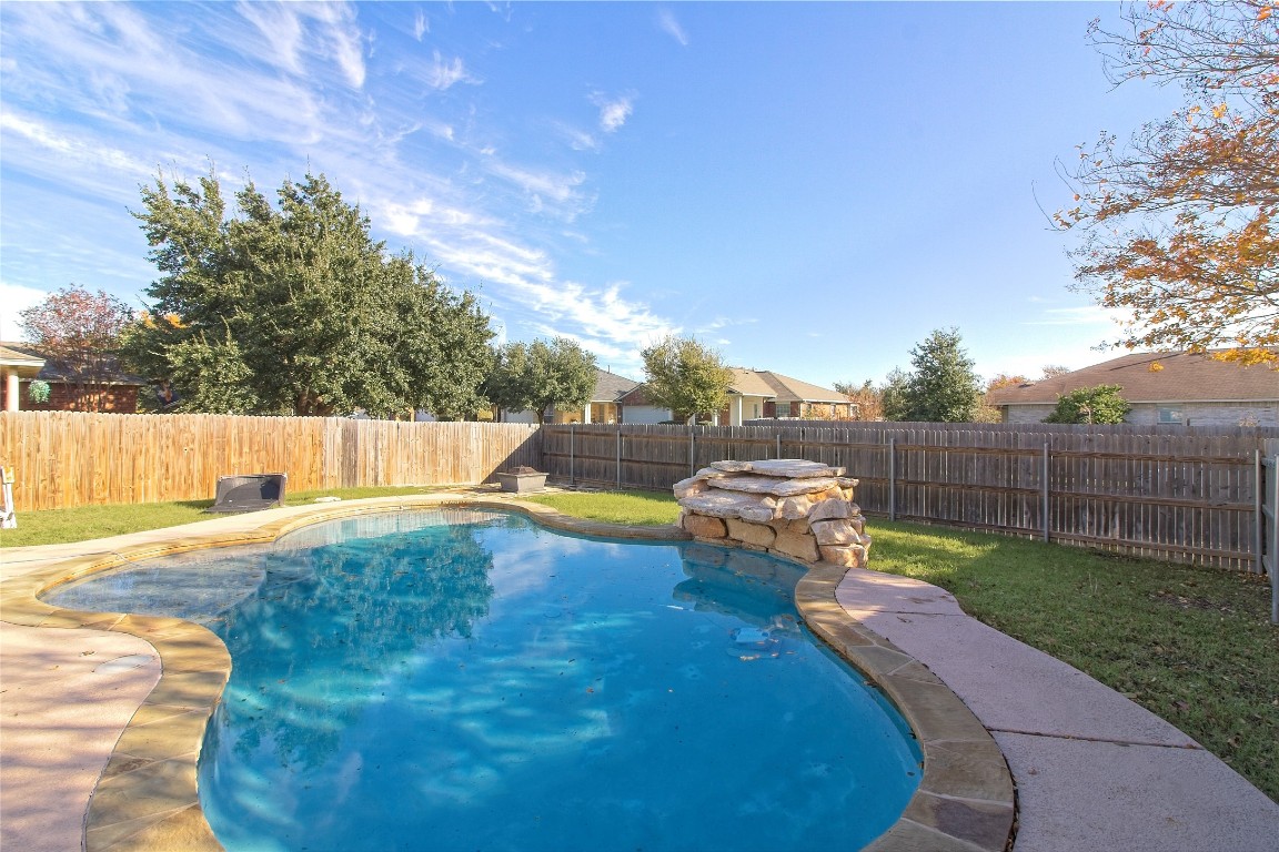 3112 Clinton Place Round Rock, TX 78665 - Photo 35 of 36 a view of a backyard with swimming pool