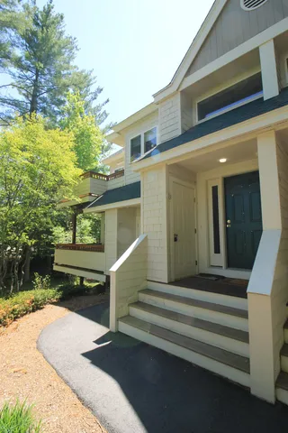 $635,000 | 42 Forest Knoll Way, Unit G2, Waterville Valley, NH 03215