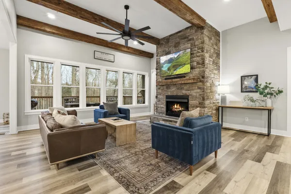 $1,225,000 | 1073 Split Rail Circle, Kingston Springs, TN 37082