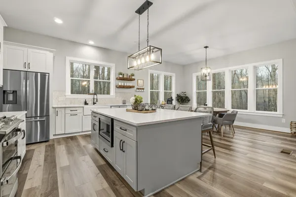 $1,225,000 | 1073 Split Rail Circle, Kingston Springs, TN 37082
