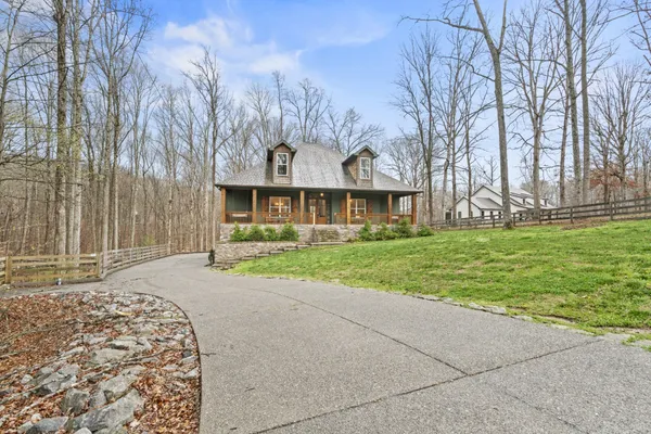 $1,225,000 | 1073 Split Rail Circle, Kingston Springs, TN 37082