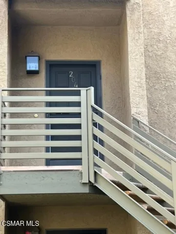 $2,300 | 460 Arbor Ln Court, Unit 204, Thousand Oaks, CA 91360