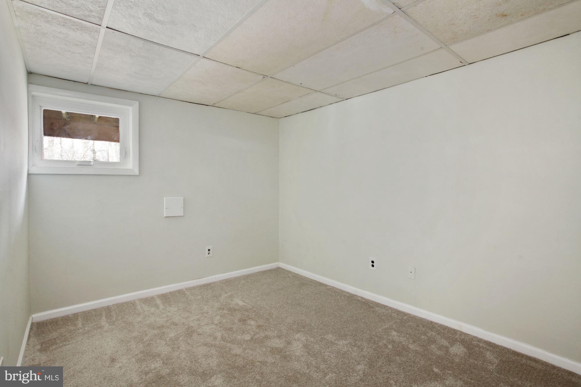 5318 Inverchapel Road Springfield, VA 22151 - Photo 8 of 19 a view of empty room