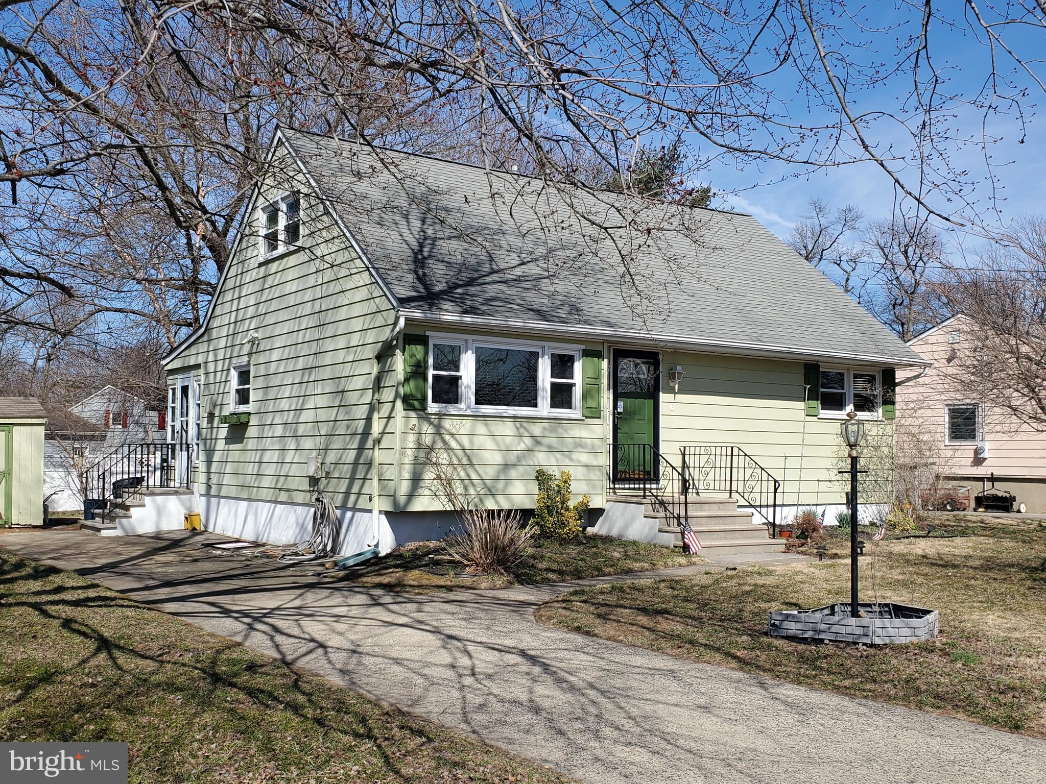 6 Whitman Road Hamilton, NJ 08619 - Photo 1 of 28