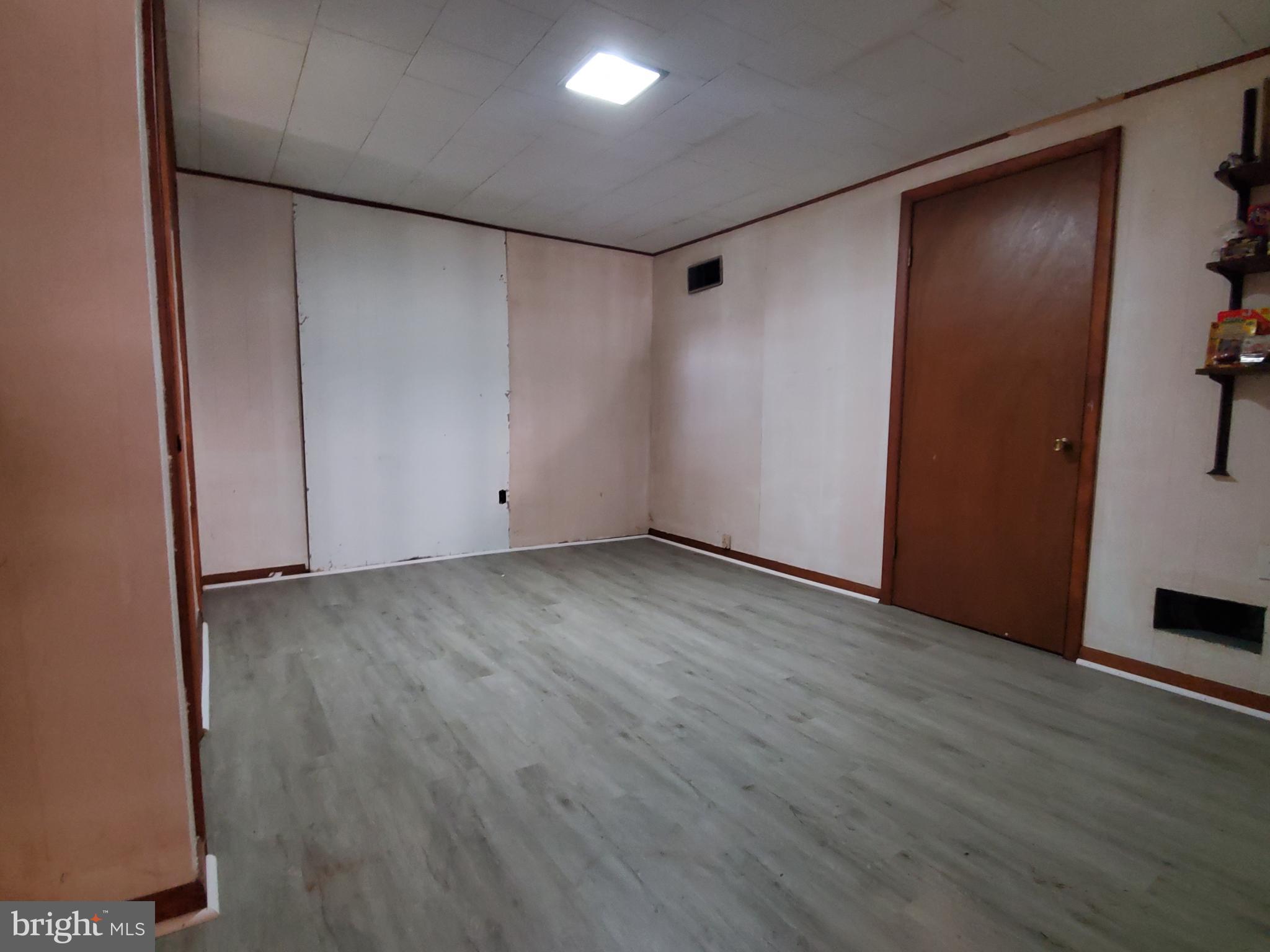 6 Whitman Road Hamilton, NJ 08619 - Photo 24 of 28