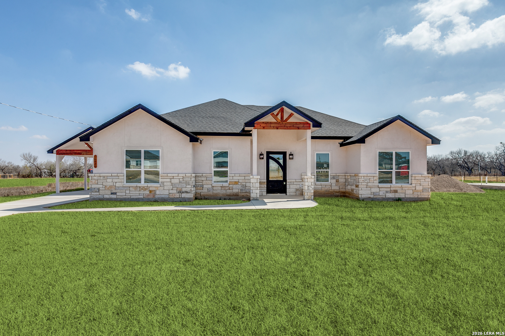 16934 Rancho Atascosa, TX 78002 - Photo 2 of 27