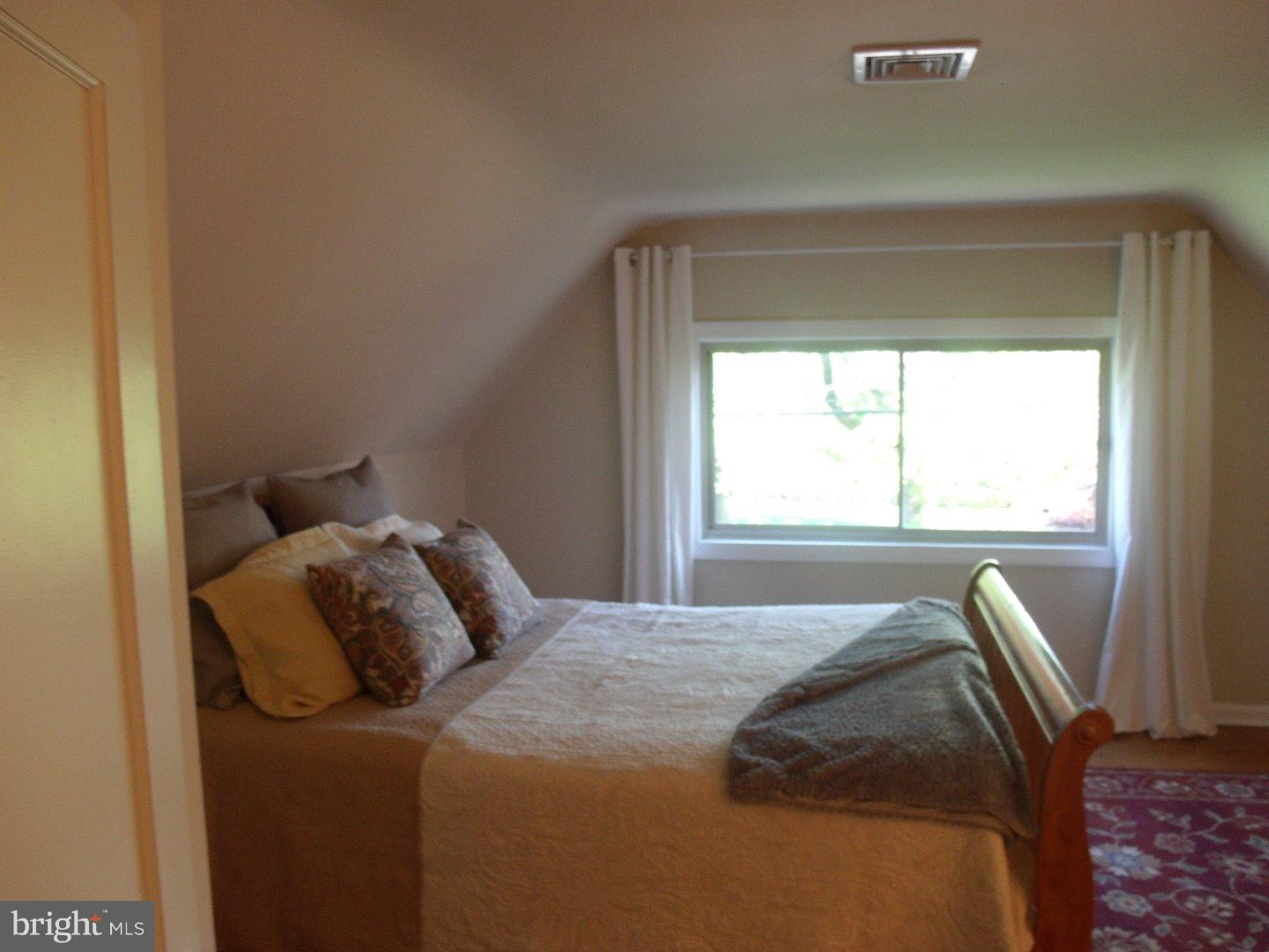 971 Meetinghouse Road Rydal, PA 19046 - Photo 9 of 22 Bedroom - Main