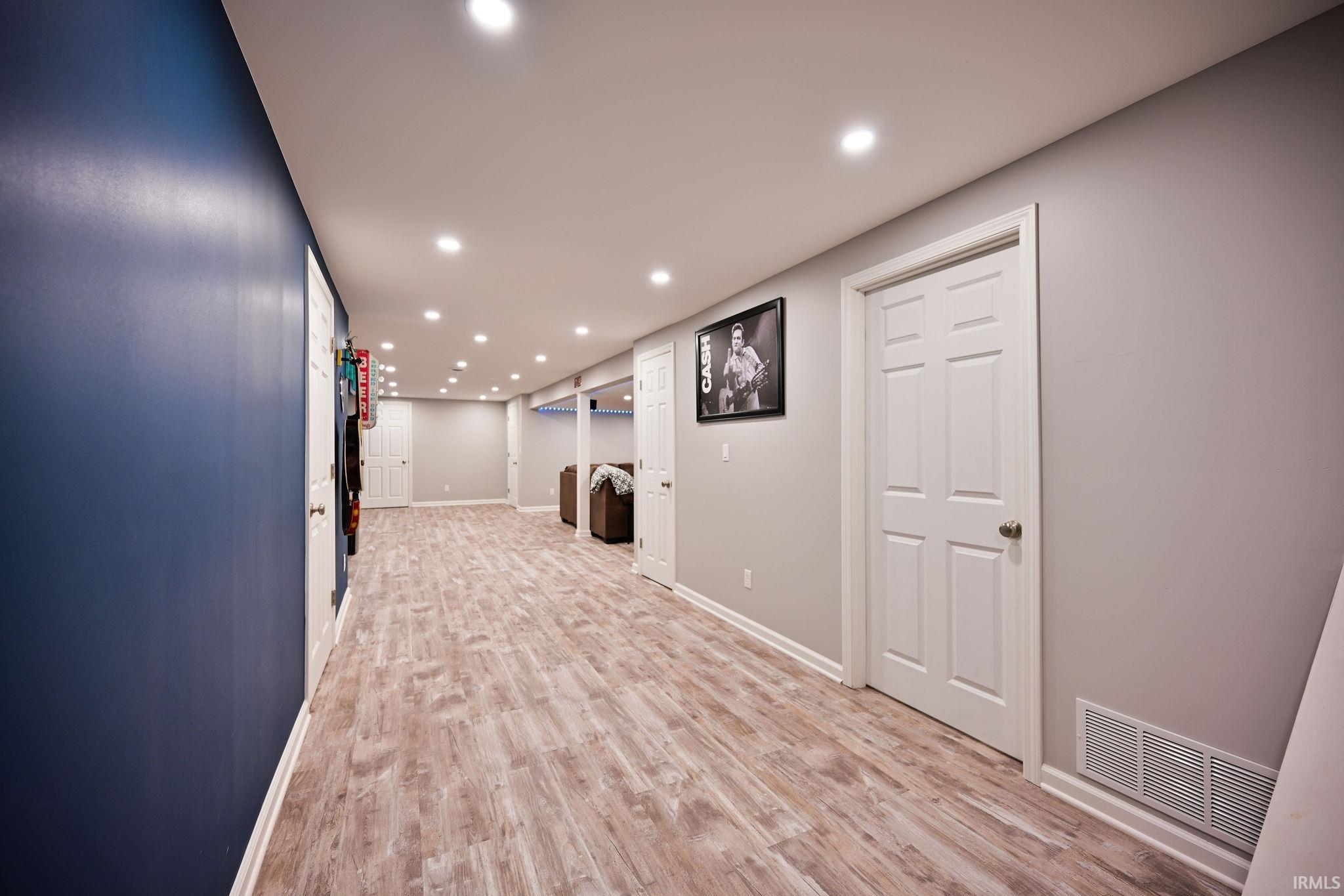 6509 Newburgh Road Evansville, IN 47715 - Photo 18 of 25