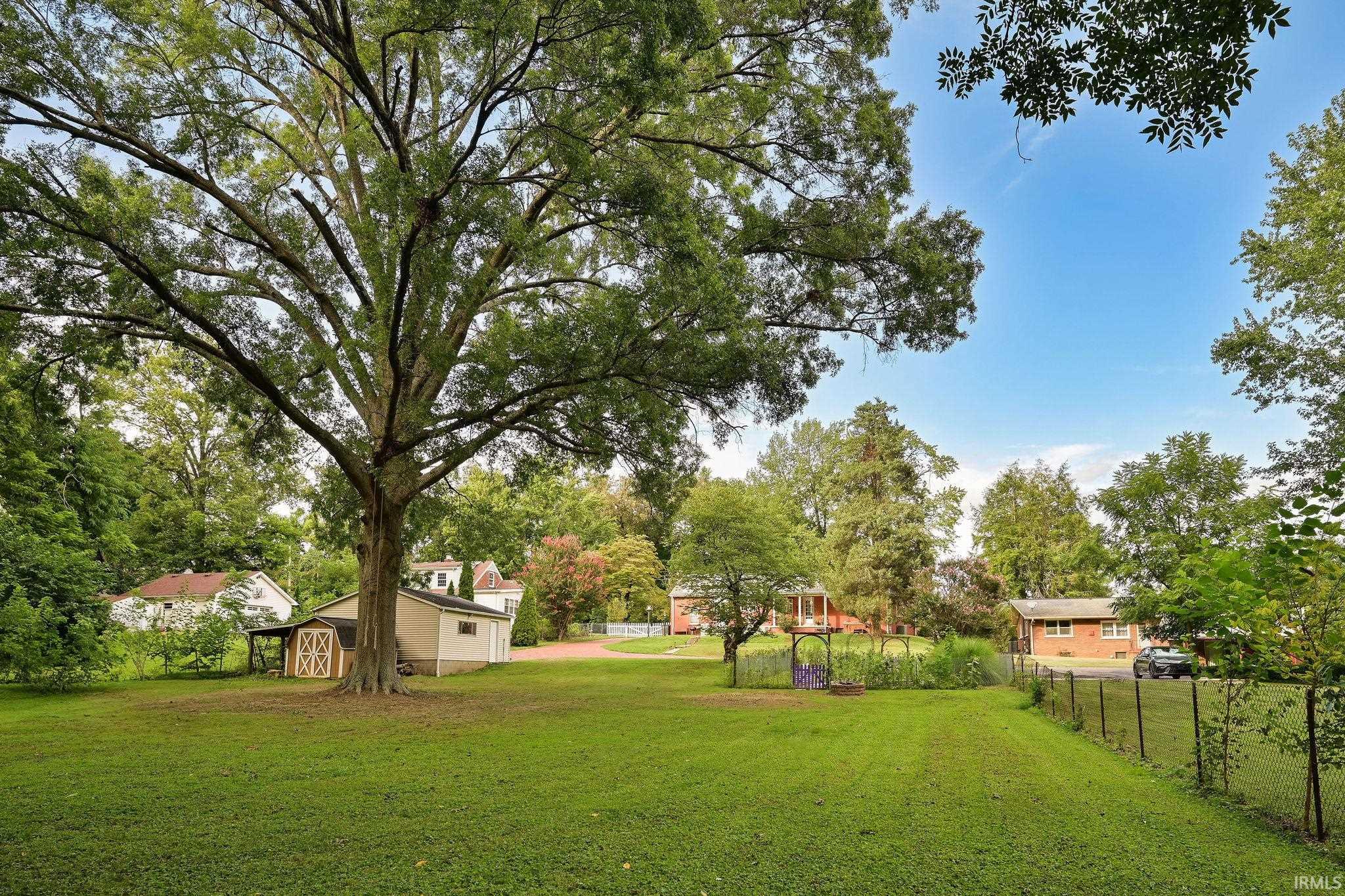 6509 Newburgh Road Evansville, IN 47715 - Photo 2 of 25