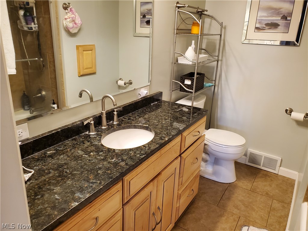 6442 Fairhaven Road Cleveland, OH 44124 - Photo 18 of 28