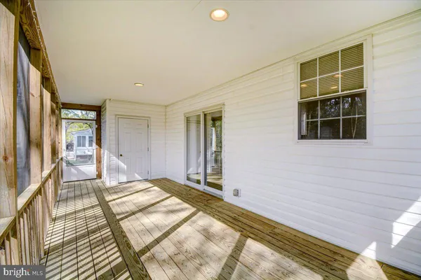 $2,250 | 4942 West End Avenue, Shady Side, MD 20764