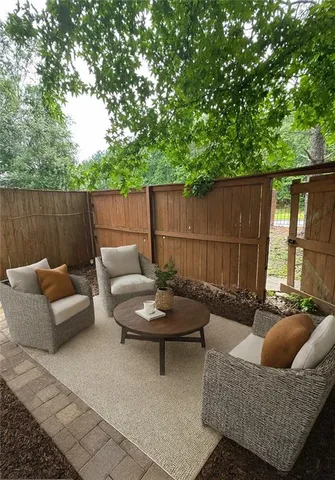 $100,000 | 6354 Shannon Parkway, Unit 2C, Union City, GA 30291